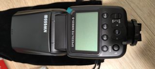 Flash Neewer Speedlite NW655 TTL