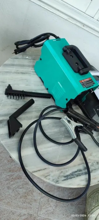 Maquina de Soldar Inverter MMA-250A Portátil nueva