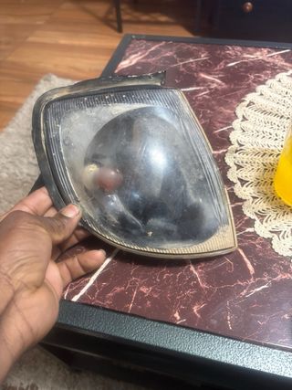 Faro delantero Nissan Terrano