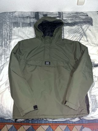 Chaqueta Pull&Bear verde militar