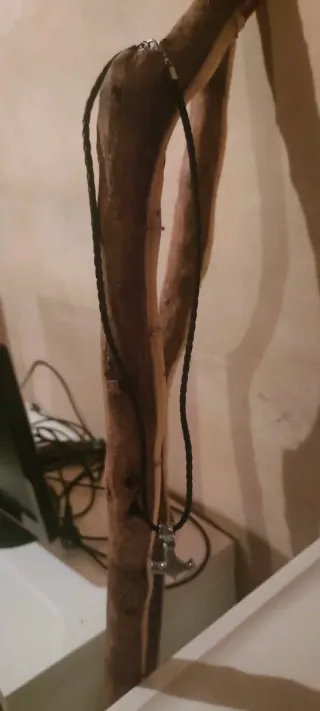 Collar con colgante martillo plata