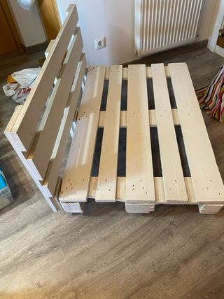 Sofá Palets Beige y Blanco, con colchón y ruedas