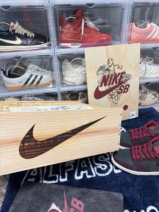 Nike SB Dunk Riot Zapatillas Skateshop Special Box