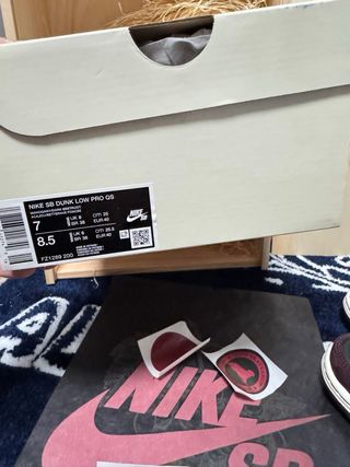 Nike SB Dunk Riot Zapatillas Skateshop Special Box