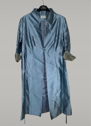 Capa Franc Sarabia Azul y Dorado