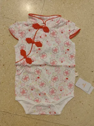 Ropa bebé mono estilo chino