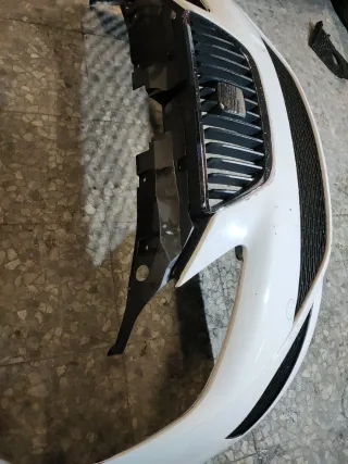 PARAGOLPES DELANTERO SEAT IBIZA 6J 2008-