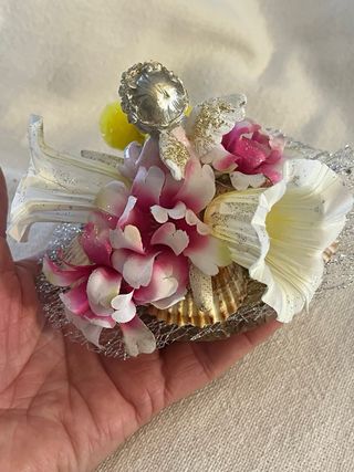 Angioletto Ritoccato a Mano con Fiori