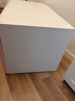 Baúl infantil Ikea rosa