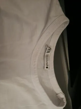 LOTE TRES CAMISETAS ZARA Y PULL&BEAR +MOCHILA ZARA