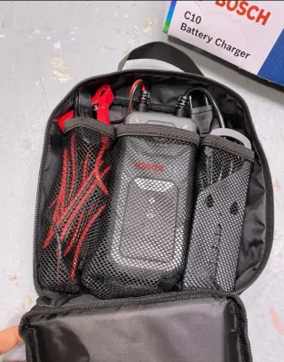 Carregador Baterias carro, máquinas...Bosch C10 12