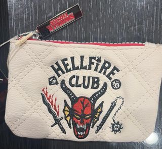 Monedero Stranger Things Hellfire Club Nuevo