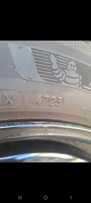 Llantas Mercedes con neumáticos Michelin 205/55R17