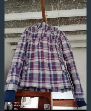 Chaquetón cuadros gris y morado