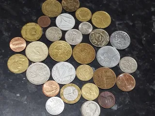 Lote 30 monedas del mundo