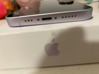 iPhone 14 Morado