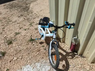 Bicicleta infantil B-Twin 16