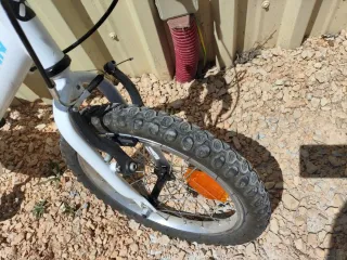 Bicicleta infantil B-Twin 16