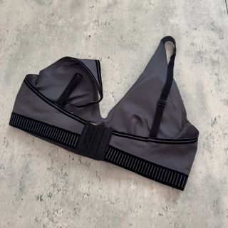 Conjunto Alo Yoga Leggings y Sujetador Deportivo G