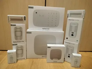 Ajax Hub 2 (4G) y accesorios