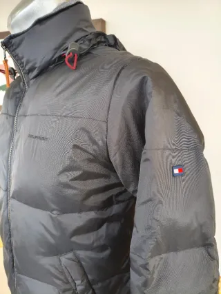 Chaqueta plumífera Tommy Hilfiger Talla M Negra