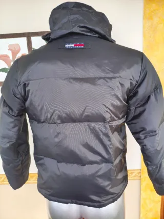 Chaqueta plumífera Tommy Hilfiger Talla M Negra