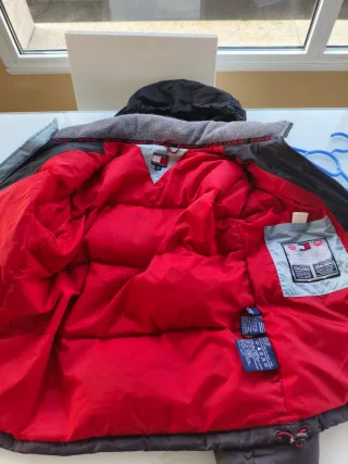 Chaqueta plumífera Tommy Hilfiger Talla M Negra