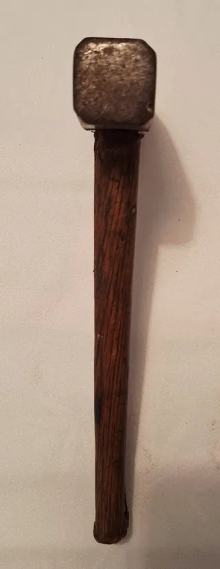 Martillo de tonelero antiguo