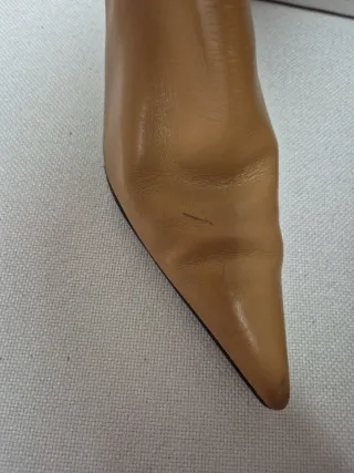 Botas de cuero marrón punta