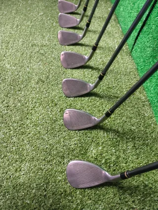 Palos de Golf Hierros King Cobra