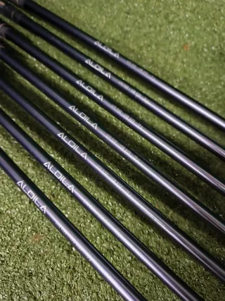 Palos de Golf Hierros King Cobra