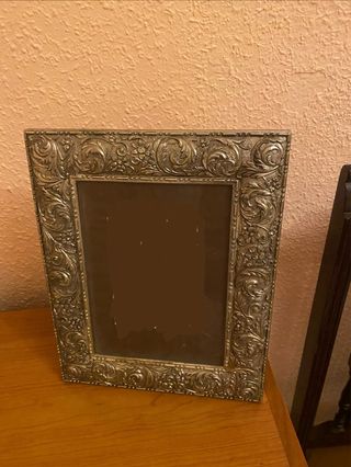 Marcos antiguos plateados florales