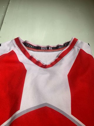 Cazadora y Camiseta HEBO Talla XL