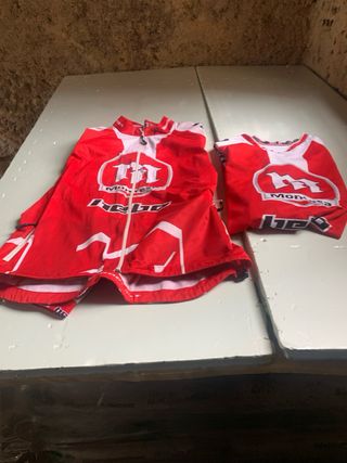 Cazadora y Camiseta HEBO Talla XL