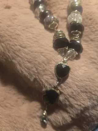 Conjunto de collar y pendientes