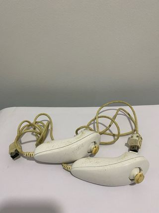 Mandos Wii y Nunchuk blancos