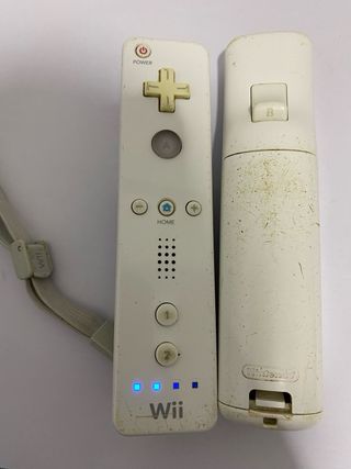 Mandos Wii y Nunchuk blancos