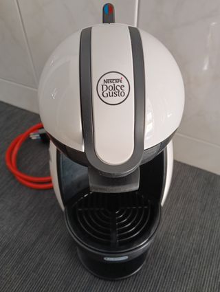 Macchina Caffè Nescafé Dolce Gusto