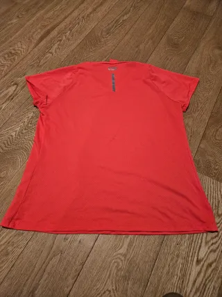 Camiseta deportiva Kalenji roja