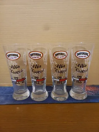 Conjunto de 4 Copos Imperial Viva as Cadelas Todos