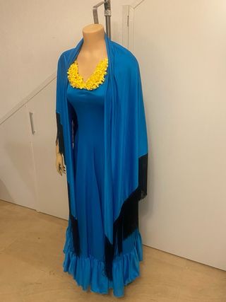 Vestido de baile azul con detalle amarillo