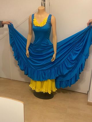 Vestido de baile azul con detalle amarillo