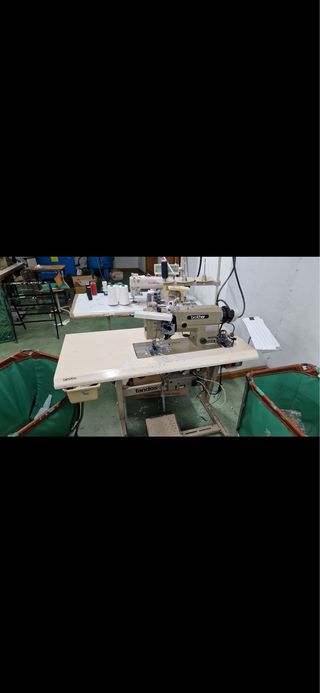 Máquina de coser plana industrial