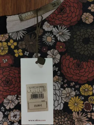 Camiseta floral manga larga mujer