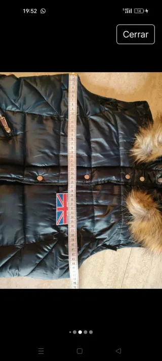 Chaleco acolchado Zara TRF con capucha