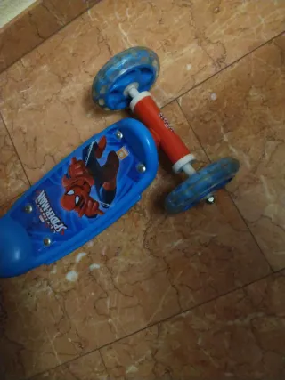 Patinete Spiderman 3 Ruedas Niño