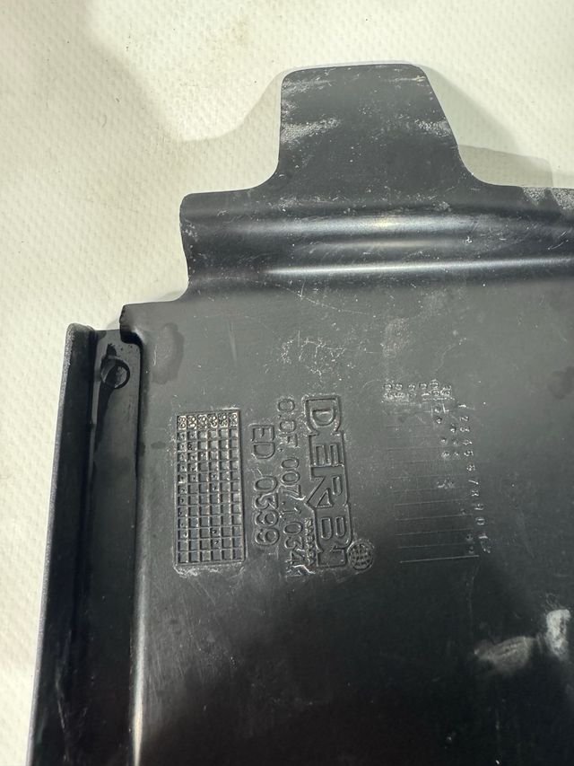 Cubremotor Derbi Variant Start 5