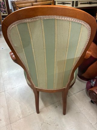 Conjunto Muebles Auxiliares: Banqueta y Silla