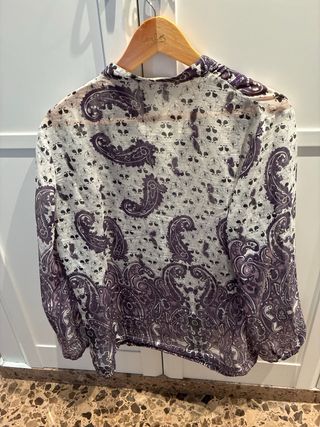 Blusa Nymphaea Alba Morado y Blanco