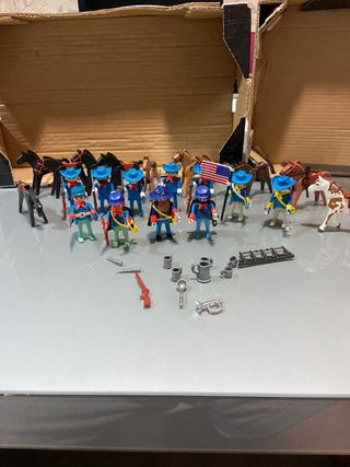 Lote 2,playmobil 7• de caballeria